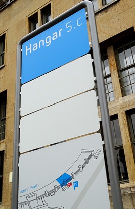 Tempelhof 32