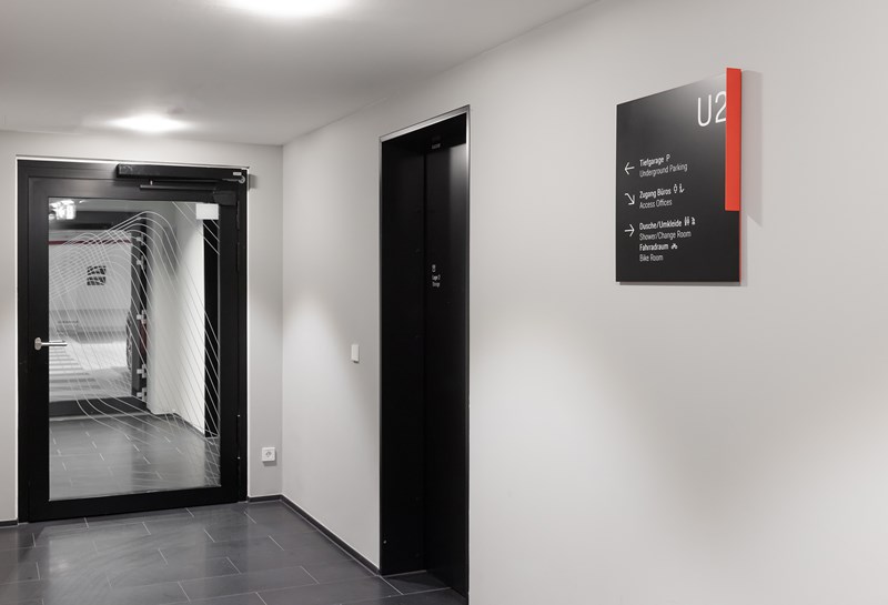 ★ Porsche Design Tower 1