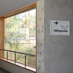 Wegweiser wandmontiert RW