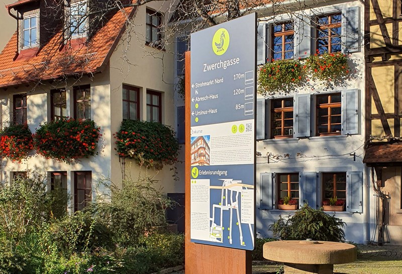 Stadtleitsystem Neustadt 1