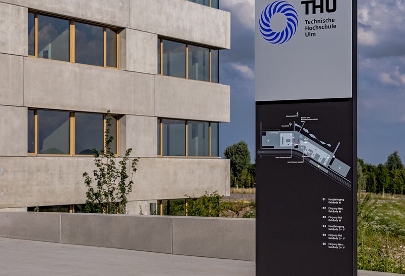 THU 1