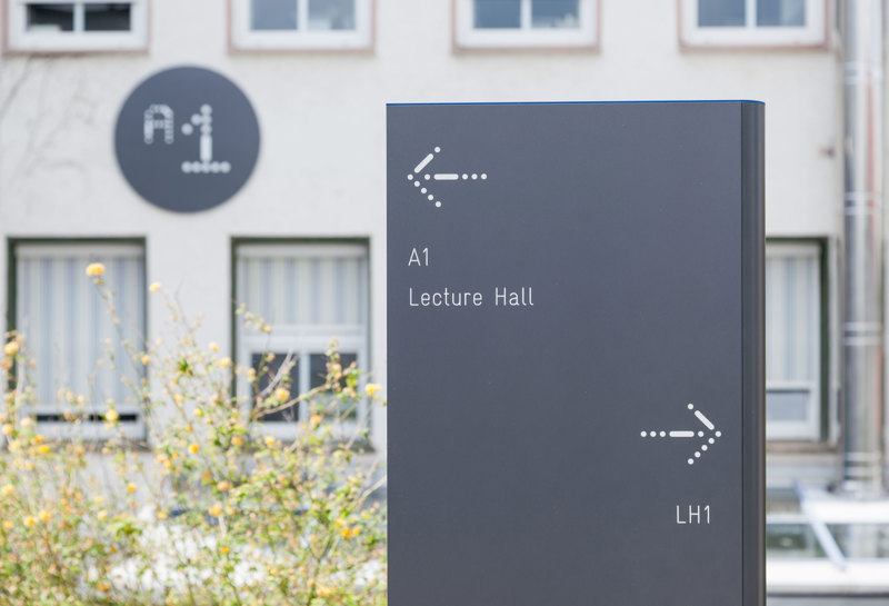 HKI - Hans-Knöll-Institut 6