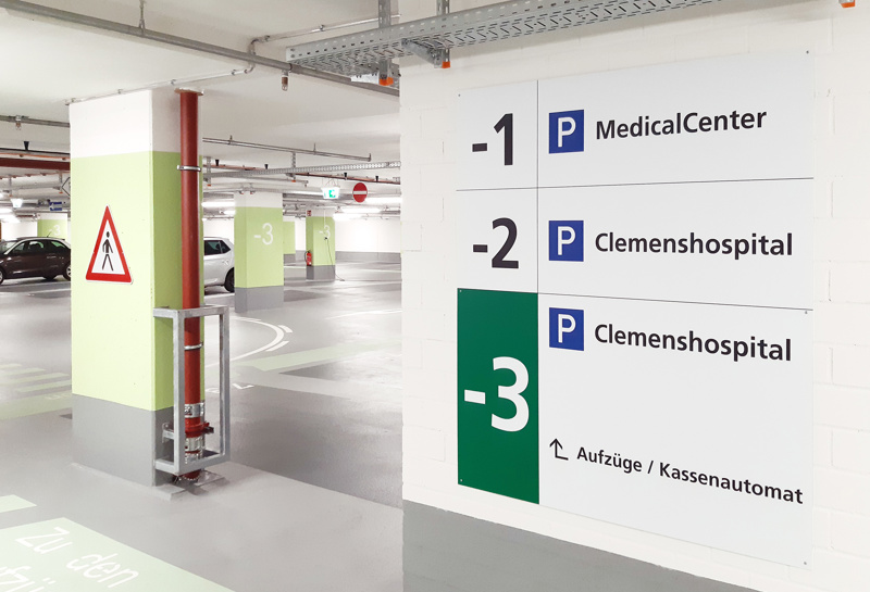 Wegweiser wandmontiert Slide 12