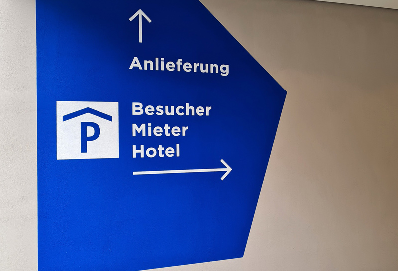 Wegweiser wandmontiert Slide 14