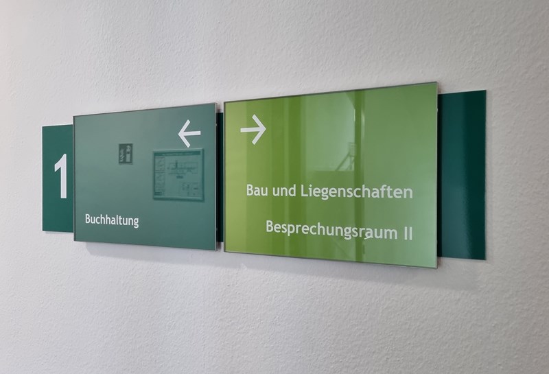 Haus der Evangelischen Kirche 1