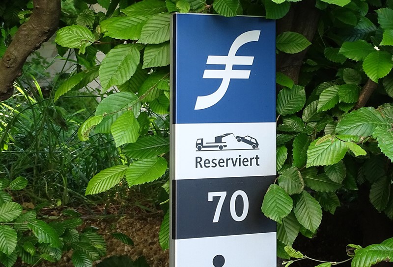 Frankfurt School of Finance 1