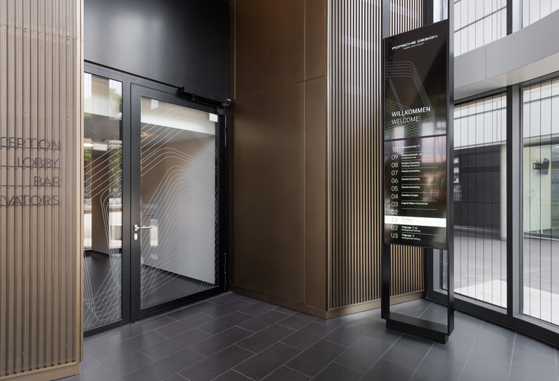 Porsche Design Tower 18