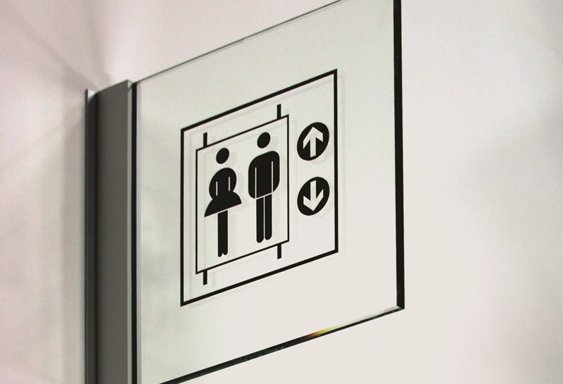 Wegweiser Fahne aus Acrylglas TNF Slide 1