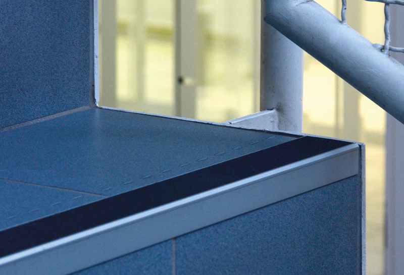 Stufenmarkierungen und -profile Slide 2