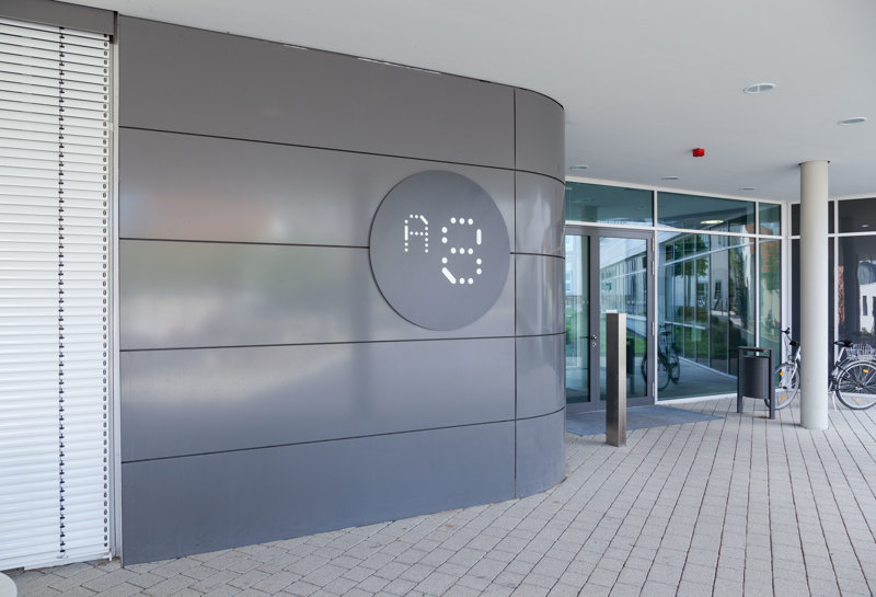 HKI - Hans-Knöll-Institut 11