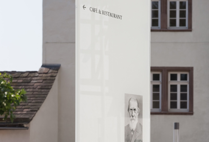 Porzellanmanufaktur 10