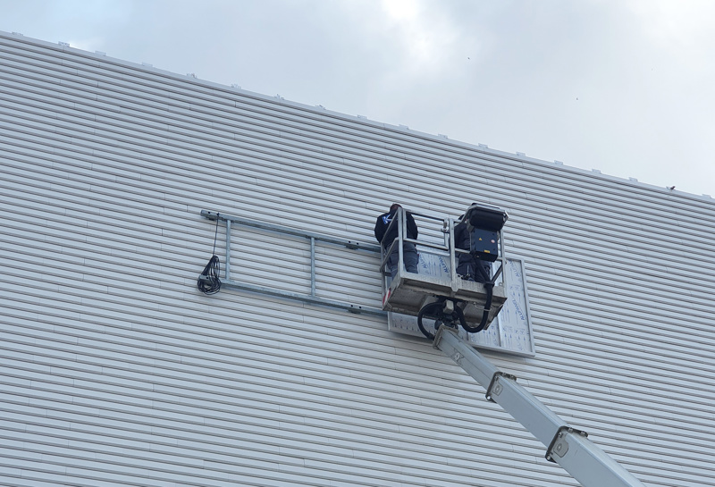 beleuchtete Schriftzüge Slide 1