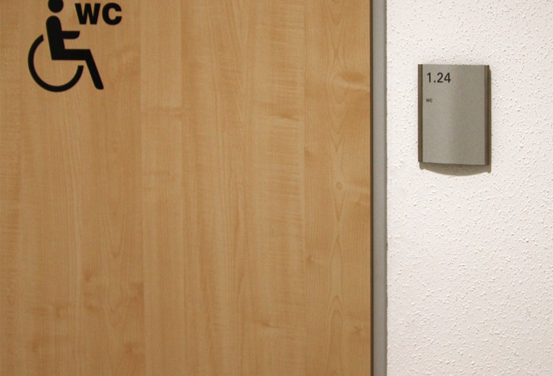 Türschild Edelstahl RTE Slide 1