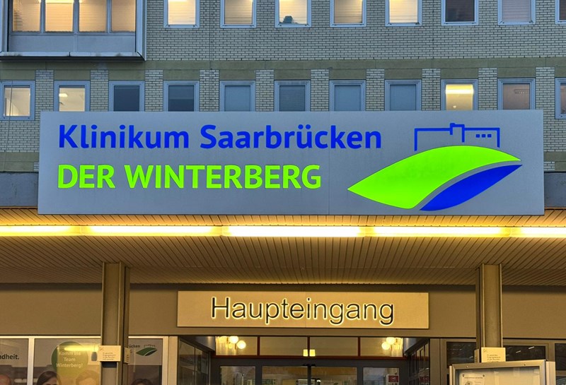 beleuchtete Schriftzüge Slide 1