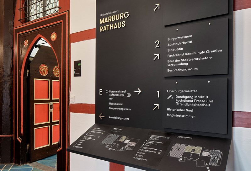 Rathaus Marburg 1