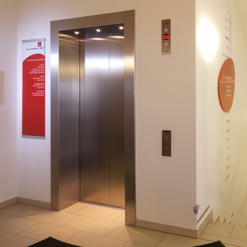 Übersichten Glas wandmontiert TNU