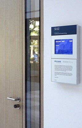 FS 38 Digitales Türschild