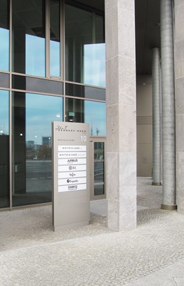 Kennedy Haus 3