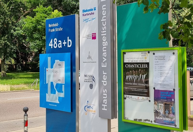 Haus der Evangelischen Kirche 1