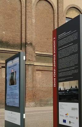 Fürst Leopold Stelen Rueckseite 2