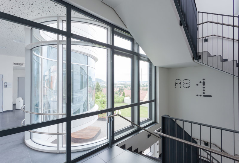 HKI - Hans-Knöll-Institut 15