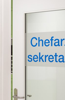 SANA QTE+Wandbeschriftet
