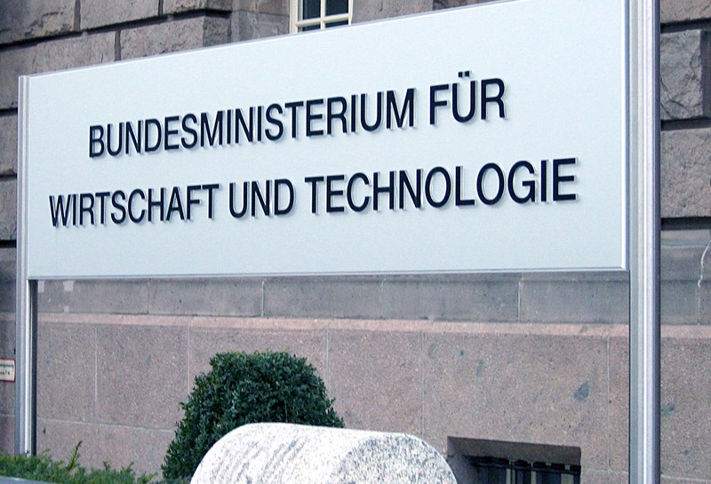 beleuchtete Schriftzüge Slide 1