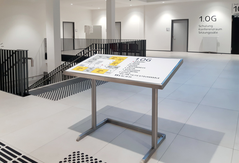 Pultschild QUPT taktil Slide 2