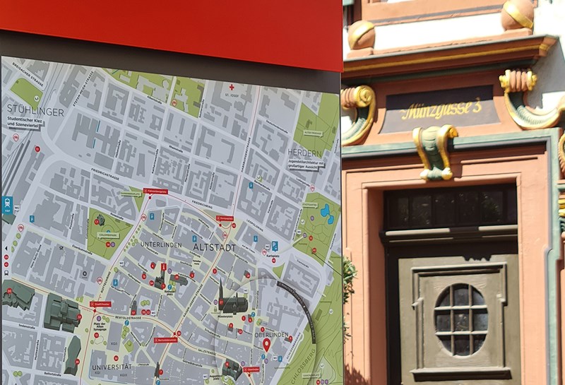 Stadtleitsystem Freiburg 1