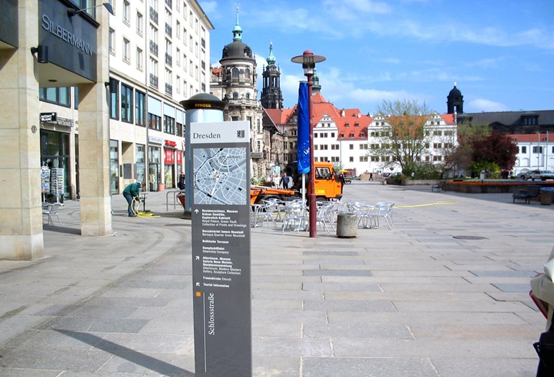 Stadtleitsystem Dresden 1