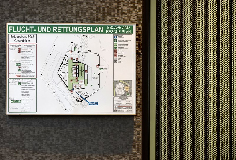 ★ Porsche Design Tower 1