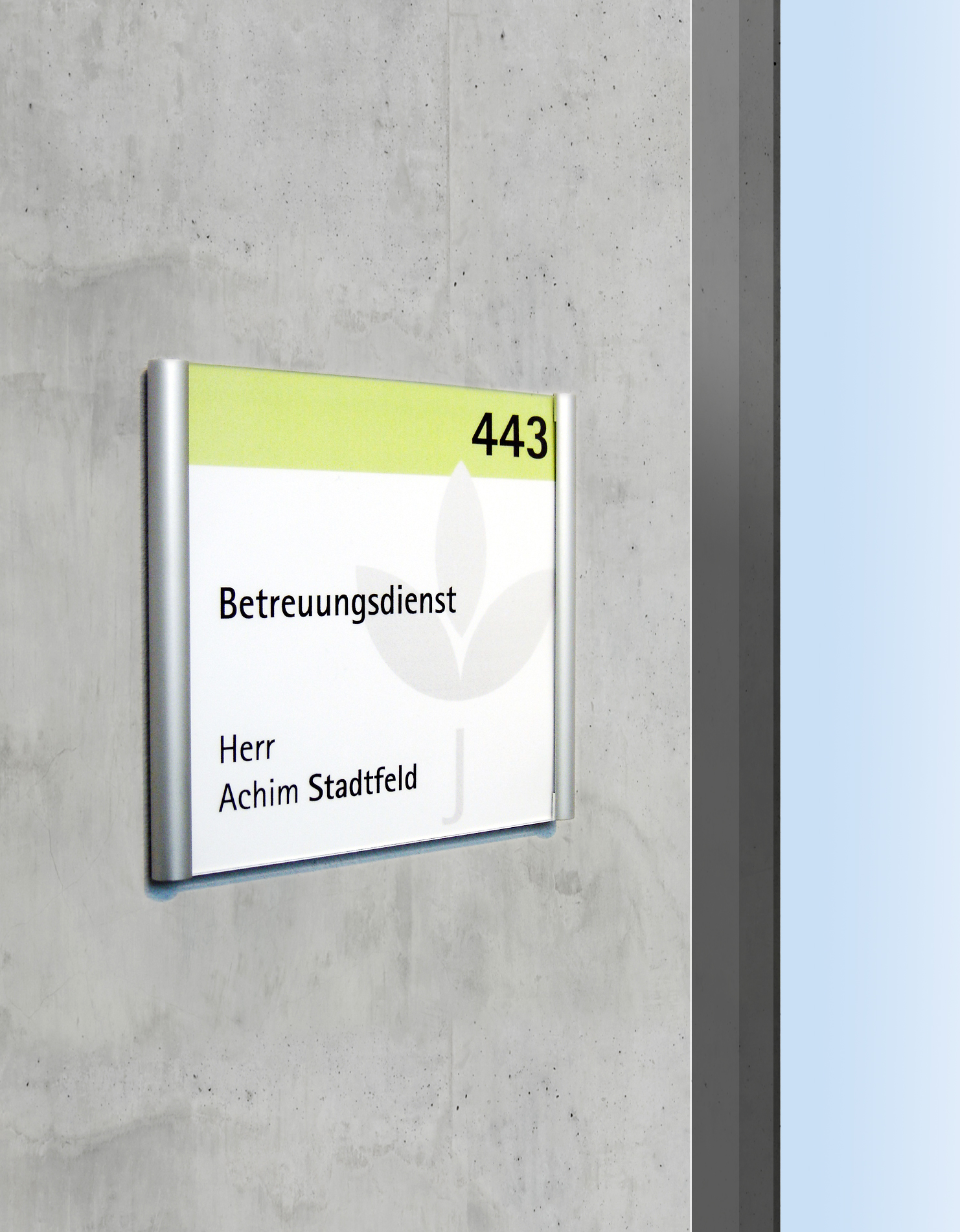 Türschild Small RTS Header Image