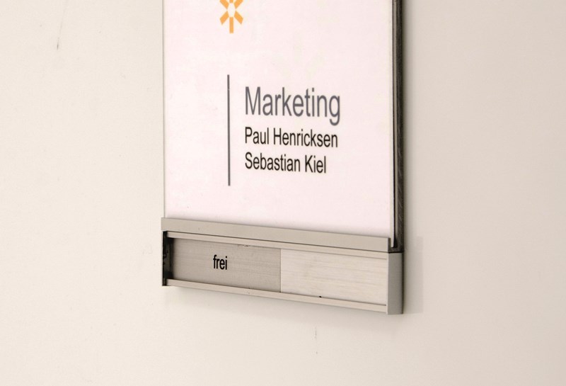 Türschild mit Wechselschieber CTAW Slide 1