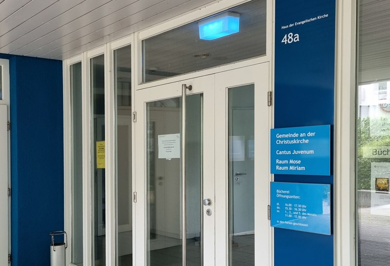 Haus der Evangelischen Kirche 1