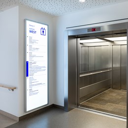 Rhön Klinikum Campus Lifttableau