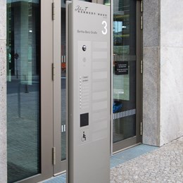 Kennedy Haus 12