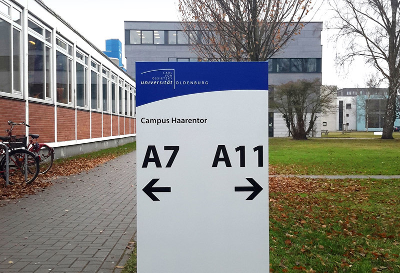 Carl v. Ossietzky Universität 13