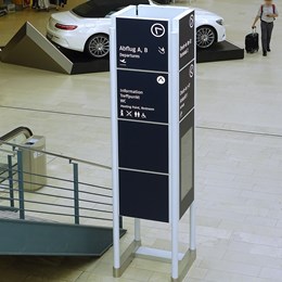 5 Stele Treppe 3