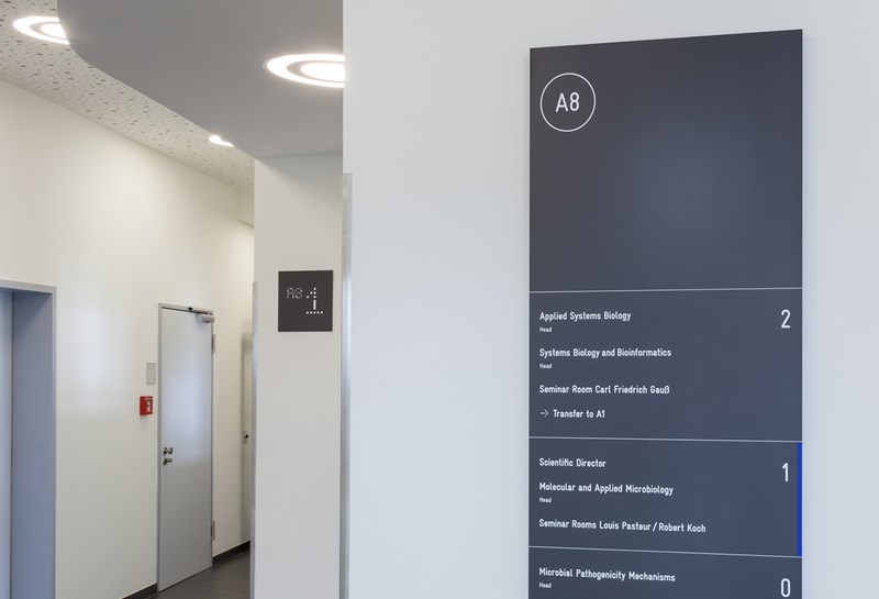 HKI - Hans-Knöll-Institut 1