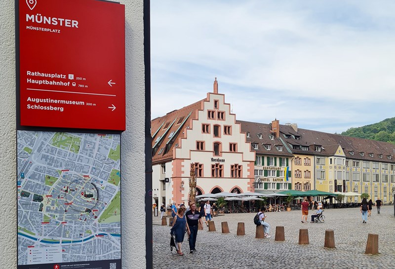 Stadtleitsystem Freiburg 1
