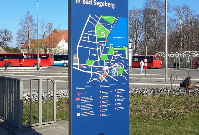 Monolithen Q60AA Slide 1