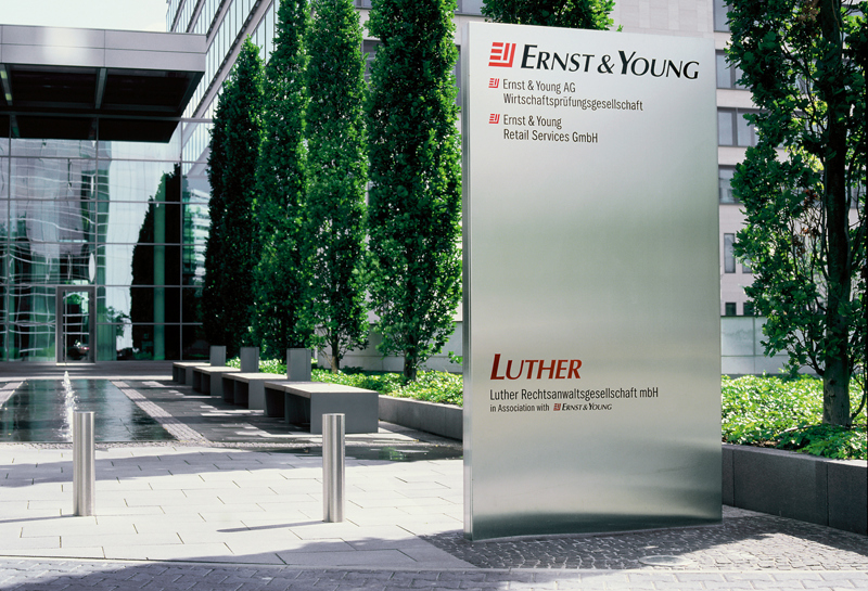 Ernst & Young 2