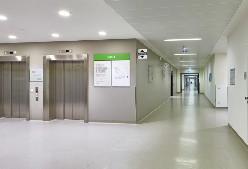 Wegweiser wandmontiert QW Slide 13