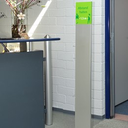 Mobiler Ständer Abstand 2