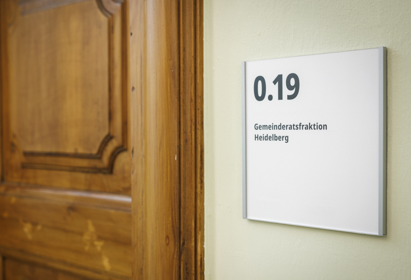 Türschild CTA Slide 14