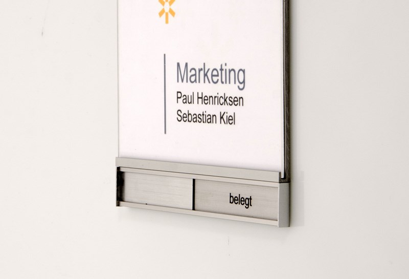 Türschild mit Wechselschieber CTAW Slide 1