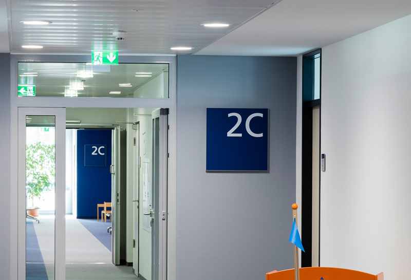 Wegweiser wandmontiert QW Slide 4